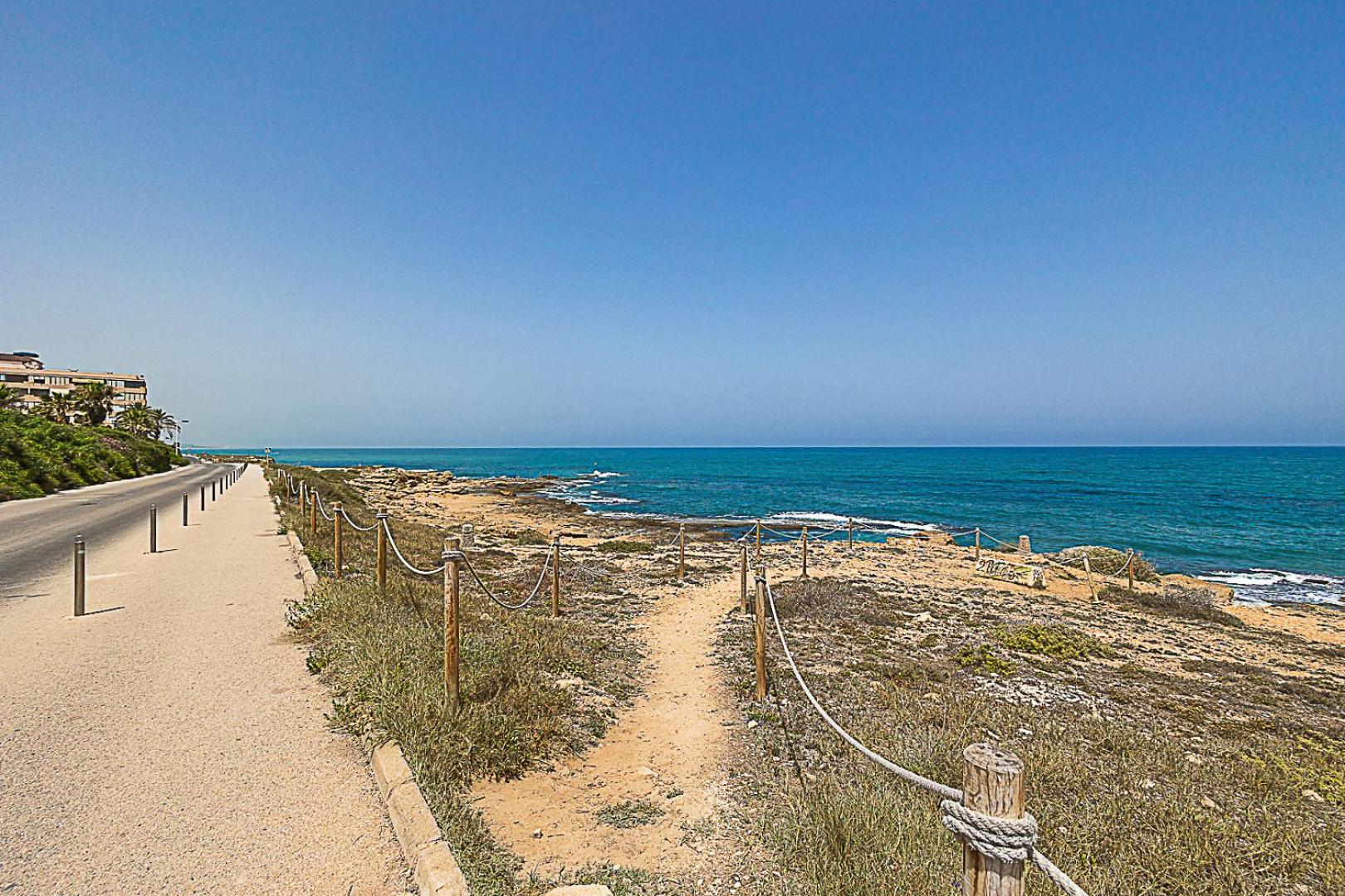 Miramar Magic Sea & Sunrise View Apartment Торевиеха Екстериор снимка